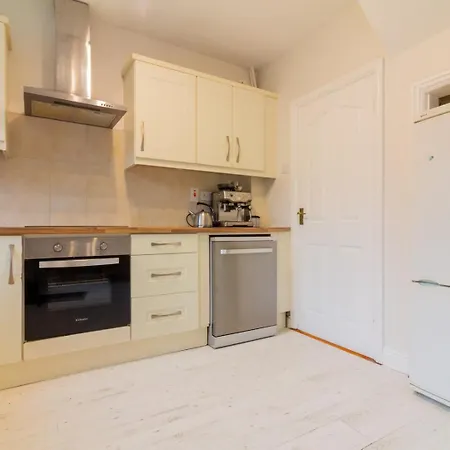 Vendégház Guestready - Serene Haven Near Castle Golf Club Dublin