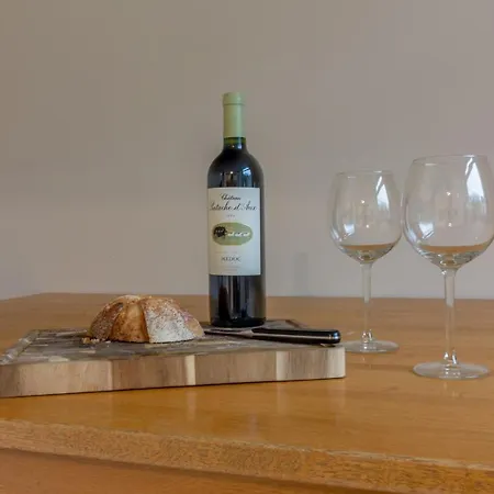 Guestready - Serene Haven Near Castle Golf Club Vendégház Dublin